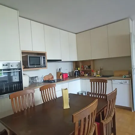 Neva Apartment *